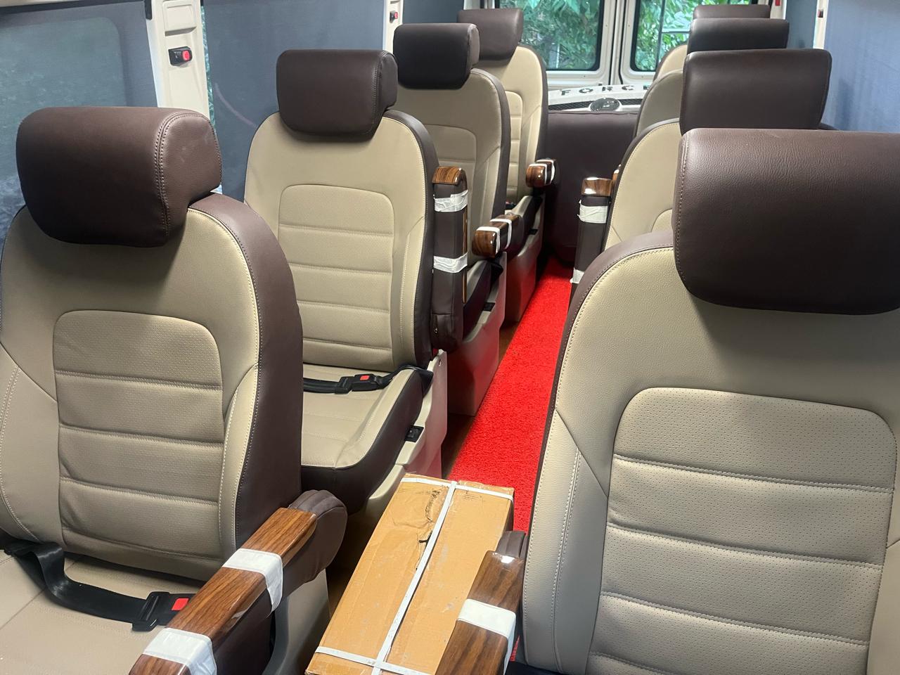 12 Seater Maharaja Tempo Traveller